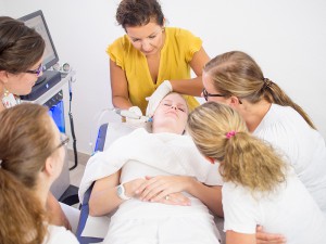 Haut- und Laserklinik Dr. Kautz - Weiterbildung und Mitarbeiterschulung